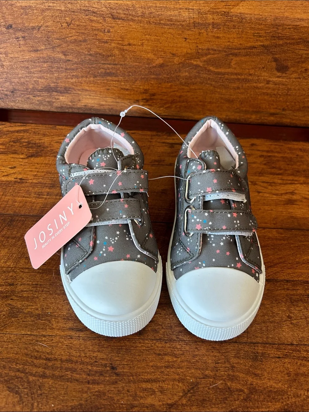 NWT Josiny Grey Star-Print Kids Sneakers with Pink Lining